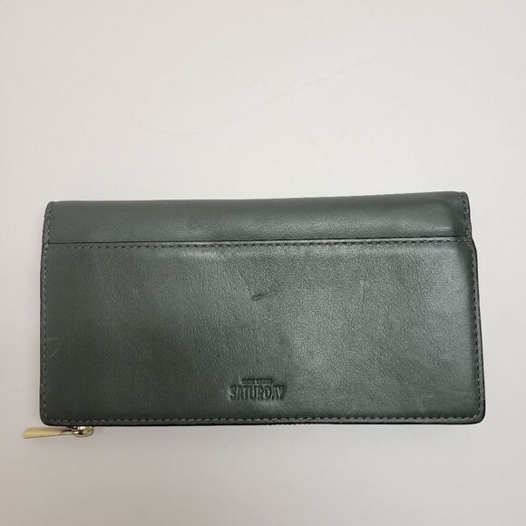 Kate Spade Green Wallet - Picture 3 of 15